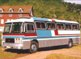 Marcopolo II montado sobre chassi GMC ODC-210, exportado para o Peru; note a posição invertida das lanternas dianteiras (fonte: Ivonaldo Holanda de Almeida / Retro Buses Perú).