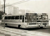 Preciosa imagem reunindo os dois lançamentos especiais da Metropolitana para 1968; a fotografia foi tomada na praia de Icaraí, Niterói (RJ), em outubro de 1969 (fontes: Jorge A. Ferreira Jr. e Alexandre Figueiredo).