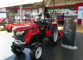 2025, de 25 cv, aqui exposto no Agrishow 2019 - mais um modelo Mahindra programado para próxima nacionalização (foto: LEXICAR).