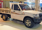 O modelo SC, aqui com carroceria de madeira, foi lançado no XXV Salão (foto: LEXICAR).