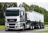Dois dos três primeiros MAN fabricados no Brasil: TGX 28.440 6x2 ...