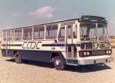 A partir de 1974 foi disponibilizada para o urbano Veneza opção de caixa de itinerários aumentada; grade e caixa dos faróis eram então pintadas de preto; na foto um carro da frota da CMTC, de São Paulo, sobre chassi Mercedes-Benz OH-1313.