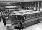 Um Scania B 110 da Reunidas Transportes Coletivos, de Caçador (SC), fotografado em 1972 na estação rodoviária de Curitiba (PR) (fonte: Cristina Biazetto / onibusbrasil).