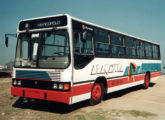 Torino-OF da Viação Araçatuba, de Niterói (RJ), mostrando a nova programação visual adotada pela empresa; a foto, de 1989, foi tomada pelo autor do desenho - Alvaro Gonzalez Roddriguez.