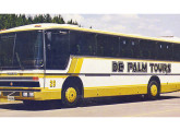 Marcopolo Viaggio Geração IV 950 sobre chassi Volvo B58E; o ônibus da foto foi dos 12 exportados para Aruba entre 1985 e 1986.