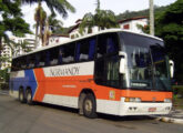Carro mais recente da carioca Normandy, com mesma carroceria e igual chassi, diferenciando-se pelos para-brisas dianteiros, inteiriços neste caso (foto: Helio Santos de Freitas / onibusbrasil).