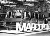 O novo Marcopolo Júnior, exposto no stand do fabricante no Salão do Automóvel de 1972.