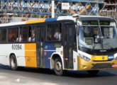 Um Senior Midi da empresa Via Rio - lotado, com duas portas estreitas (a central inusitadamente próxima ao eixo dianteiro) -, em outubro de 2010 circulando pela avenida Presidente Vargas, no Centro do Rio de Janeiro (RJ), rumo ao distante subúrbio de Sulacap (fonte: Edegar Rios / ciadeonibus).