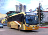 O mesmo ônibus da imagem anterior, operando na cidade de Rivera, fronteiriça a Santana do Livramento, no extremo Sul do Brasil (foto: Maty Bardesio / Transporte Uruguayo).