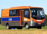 GranMini em chassi Mercedes-Benz LO-916 fornecido em 2014 para a Companhia Municipal de Limpeza Urbana do Rio de Janeiro; a imagem foi tomada logo após sua passagem por Curitiba, a caminho do Rio (foto: Guilherme Neudorff / onibusbrasil).