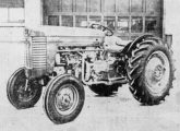 MF 50, primeiro trator nacional da Massey (fonte: Jorge A. Ferreira Jr.).