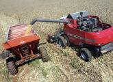 A máquina foi testada na colheita de milho em fazenda de Londrina (PR) (foto: Charles Echer).