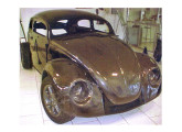 Carroceria de Fusca em fibra de carbono encomendada por Nelson Piquet, em fase de finalização (fonte: Revista do Plástico Reforçado).