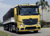 Modelo de entrada da linha Actros (aqui na versão 2653), com cabine simplificada e teto baixo, do final de 2022, motivado pela prevista extinção do pesado Axor.