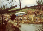 A travessia do rio Porangatu custou 24 horas à Caravana (foto: Manchete).