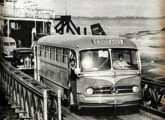 Monobloco Mercedes-Benz, em dezembro de 1961  a caminho da Argentina (fonte: Manchete).