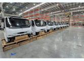 Cabines do modelo Accelo na nova fábrica argentina da Mercedes-Benz, em Zárate (Buenos Aires): operando em regime CKD, monta os veículos com componentes exportados do Brasil.