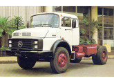 Mercedes-Benz LS-1924 com a nova cabine introduzida em 1983. 