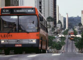 Mercedes-Benz O-371 UP na década de 70 atuando em linha Expressa do sistema integrado urbano de Curitiba (PR) (fonte: portal curitibaeparanaemfotosantigas).