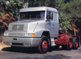 Caminhão trator LS-2635 6x4 (fonte: Jorge A. Ferreira Jr.).