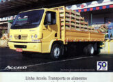 Outra publicidade Accelo, agora de junho de 2006; note, à direita, o selo comemorativo dos 50 anos da Mercedes-Benz brasileira.