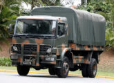 Atego 1725 militarizado para o Exército Brasileiro.