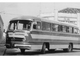Também a Viação Cometa foi das primeiras grandes frotistas a logo adquirirem os modernos monoblocos O-321 H; o veículo da foto operava a ligação São Paulo-Itapetininga (fonte: site blogpontodeonibus).