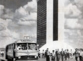 Monobloco urbano O-321 HL fotografado em Brasília (DF) em 1962, pouco após a inauguração da nova Capital Federal.