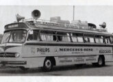 O monobloco rodoviário transformado em motor-home pela Carbruno e exposto no stand da Mercedes-Benz no III Salão; o ônibus conduziu e alojou a equipe de jornalistas dos Diários Associados na cobertura da Copa do Mundo de Futebol no Chile, em 1962.