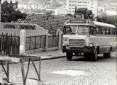 Metropolitama-LP transitando em 1970 pelo subúrbio carioca de Manguinhos (fonte: Madureira: Ontem & Hoje / Arquivo Nacional). 
