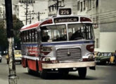 Metropolitana-LPO da carioca Real Auto Ônibus, em 1969 trafegando pelo bairro da Tijuca a caminho do centro da cidade (foto: Luiz Carlos Tosta / classicalbuses).