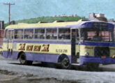 Modelo semelhante operado pela Viação 1001, de Niterói (RJ), circula pelo município de Itaboraí em 1979 (fonte e colorização: portal classicalbuses).