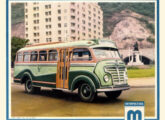 O mesmo microônibus Ford Köln em material publicitário da Metropolitana; ao fundo o Túnel Novo, em Copacabana, Rio de Janeiro.