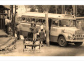 Única ligação regular que servia à comunidade, a linha Rocinha-Praça do Jóquei era operada pela Cooperativa de Motoristas de Lotação, atendendo a 70.000 moradores (fontes: Ivonaldo Holanda de Almeida e Marcelo Prazs).