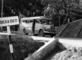 Lotação carioca da Metropolitana circulando pela Estrada da Gávea em março de 1971 (fonte: Arquivo Nacional).