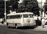 Metropolitana em chassi LP-321 de 1959 da empresa carioca Transportes Boa Esperança; a fotografia é de 1966 (fonte: Marcelo Almirante).