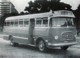 Mercedes-Benz LP com carroceria Maroto de uma porta e 20 lugares (fonte: Claudio Farias).