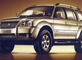 Mitsubishi Pajero Sport, nacionalizado em 2006. 