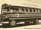Um dos primeiros modelos "coach" da Modêlo: sobre chassi Ford, foi vendido para a empresa Andorinha.