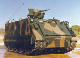 M113-B – blindado para transporte de tropas modernizado pela Moto Peças na década de 80 (Foto: Cristian Janke).   