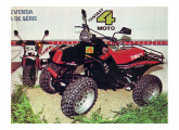 Quadriciclo Motoplay Fantasy 4, exposto no I Salão do Veículo Fora-de-Série, em 1986; ao fundo, o triciclo (fonte: Motor3).