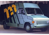 Multivan SteepVan furgão, com o novo desenho de grade adotado no final de 1992. 