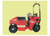 Compactador vibratório Mamute Auto 2015.