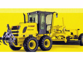 As três motoniveladoras New Holland de 2006 vieram da linha FiatAllis; aqui, o modelo RG170B (versão Variable Power), de 16,6 t e 200 cv. 