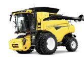 Colheitadeira CR6, uma das muitas novidades mostradas no Agrishow 2025.