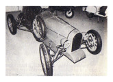 Bugatti de Nishimura, na versão definitiva; a imagem mostra o carro em exposição no II Salão do Veículo Fora-de-Série, em março de 1987 (foto: Oficina Mecânica).     