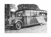 Chevrolet 1937 com ousadas janelas panorâmicas; a carroceria é de 1940 (fonte: site toffobus).