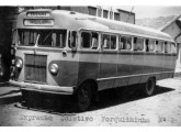 Um dos primeiros ônibus com motor integrado ao salão da Ott, provavelmente sobre chassi de caminhão Ford ou Chevrolet, da empresa Forquilhinha, de Forquilhinha, então distrito de Criciúma (SC) (fonte: Diego Tiscoski).