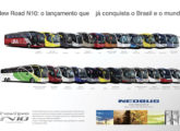 Rodoviários N10 vendidos para empresas de 17 cidades brasileiras e de sete diferentes países da América Latina e África foram listados nesta propaganda de junho de 2013.