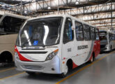 Thunder+ em chassi Mercedes-Benz LO-916 destinado à empresa Rouxinol, de Contagem (MG), no final da linha de montagem da Neobus (fonte: portal onibusbrasil).